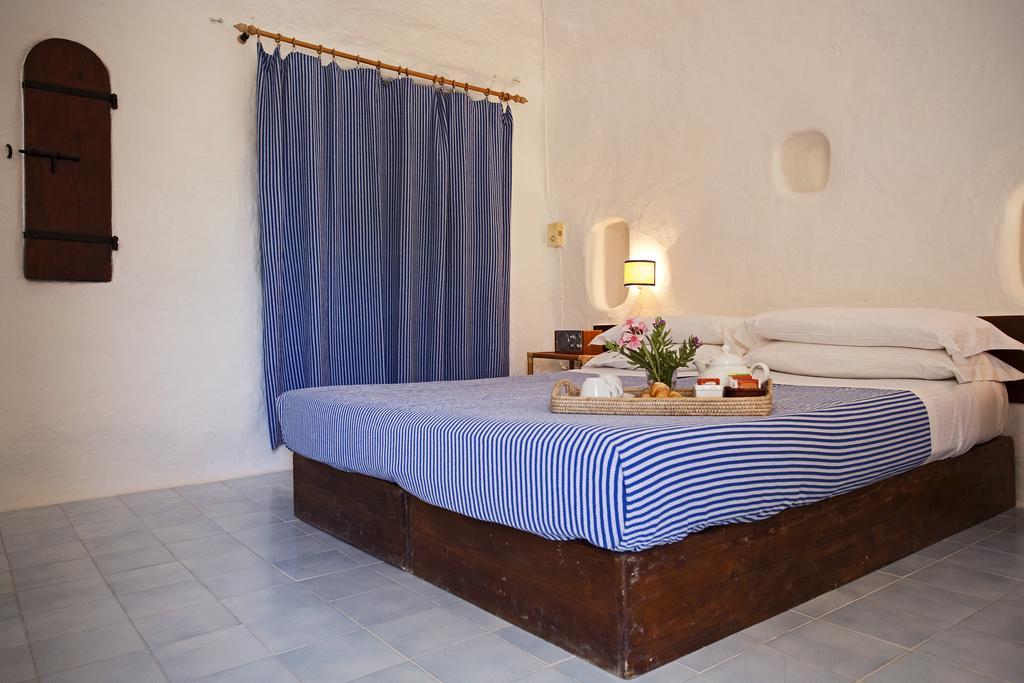 I Dammusi Di Borgo Cala Creta Hotel Lampedusa Bilik gambar